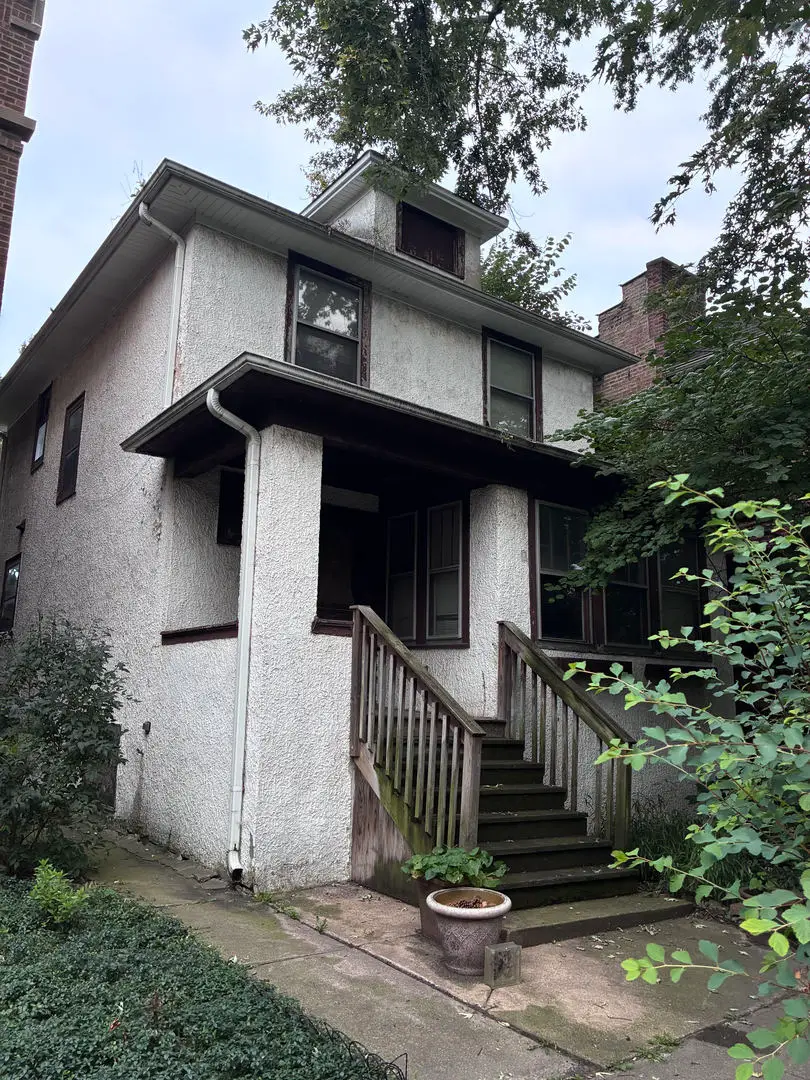 4445 N Whipple Street, Chicago, IL 60625 - #1