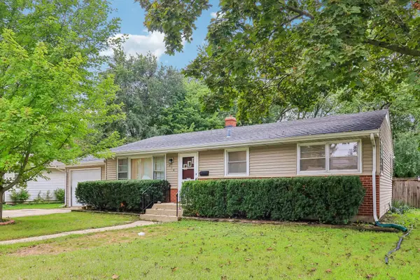 370 W Margaret Terrace, Cary, IL 60013