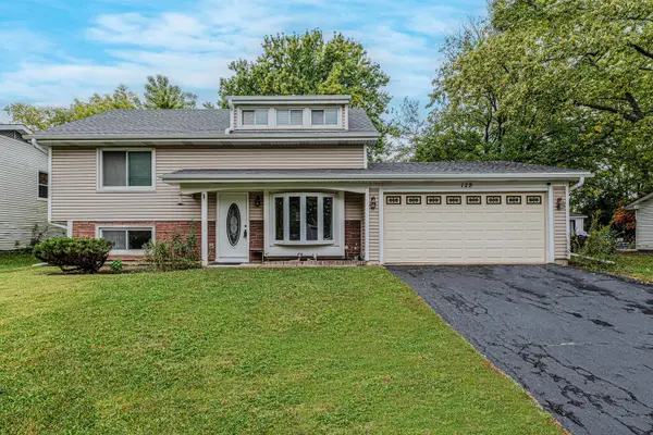 129 Delaware Drive, Bolingbrook, IL 60440
