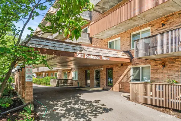 502 Redondo Drive #208, Downers Grove, IL 60516