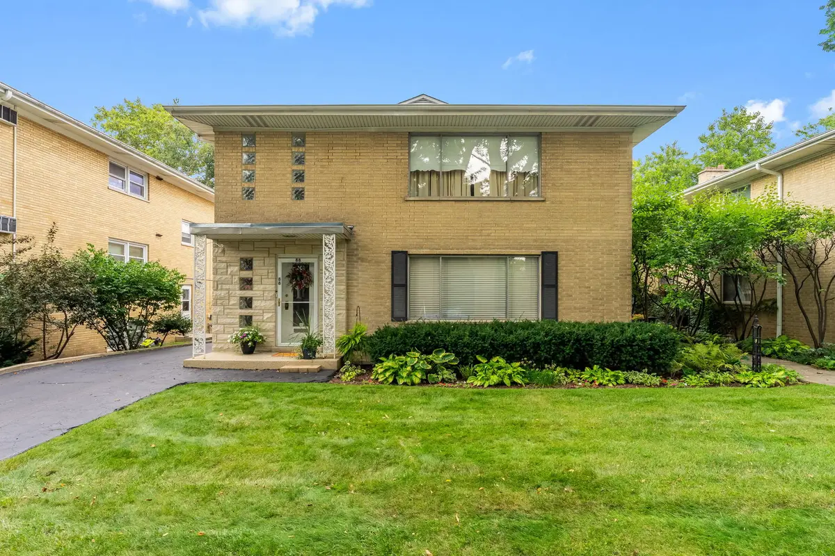 88 Pine Avenue #2B, Riverside, IL 60546 - #1