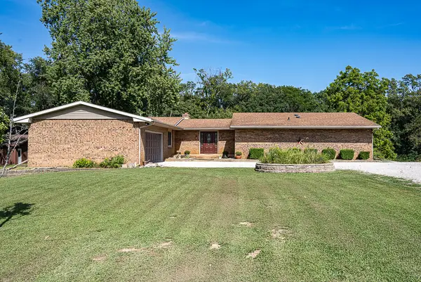19079 N 25 East Road, Danvers, IL 61732