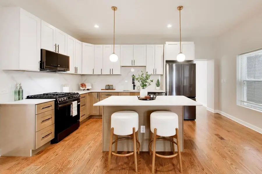1033 S Claremont Avenue, Chicago, IL 60612 - #2