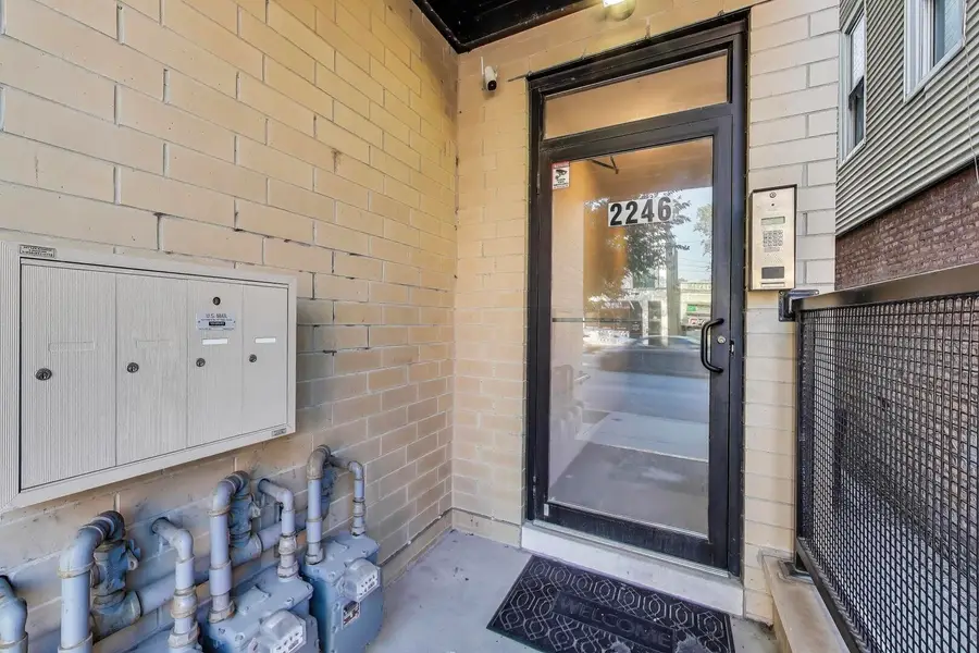 2246 N Western Avenue #4, Chicago, IL 60647 - #2