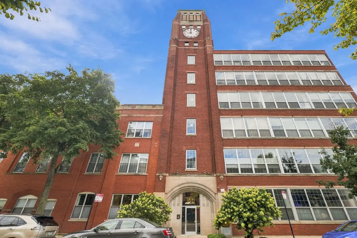 1801 W Larchmont Avenue #214, Chicago, IL 60613 - #1