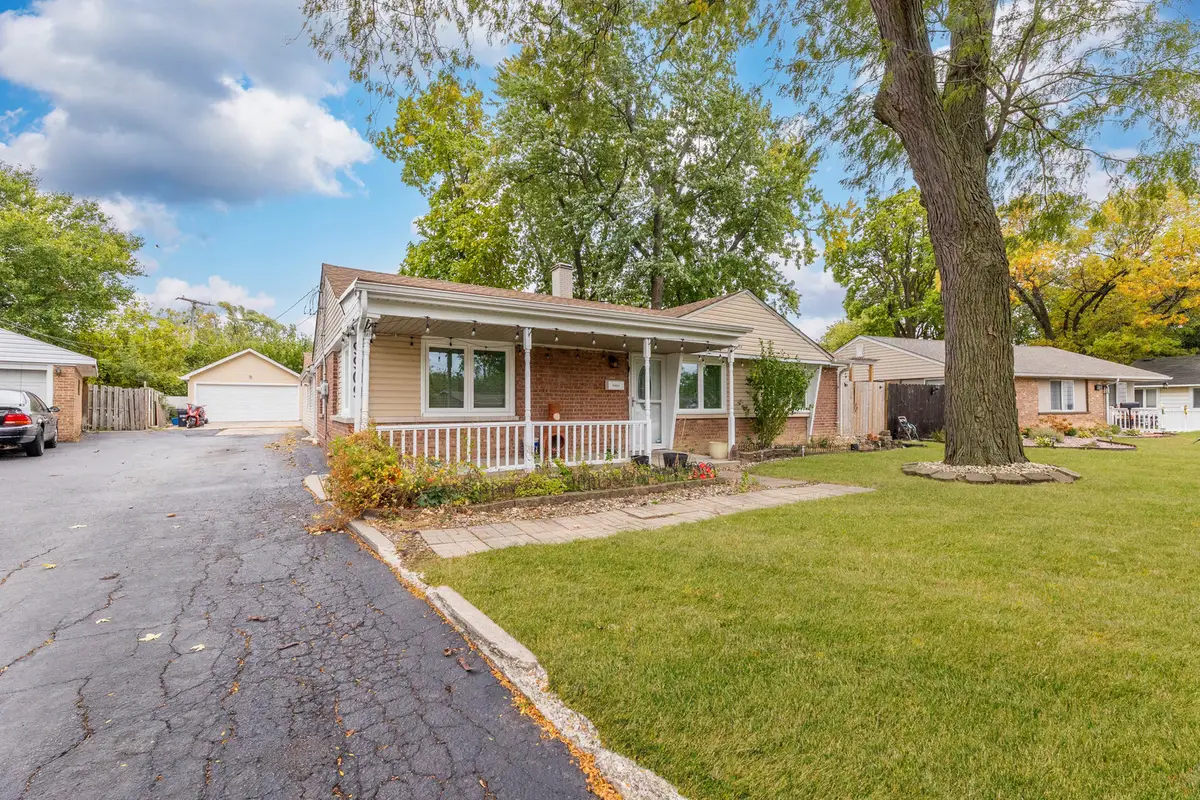 9909 Elm Circle Drive, Oak Lawn, IL 60453 - #1