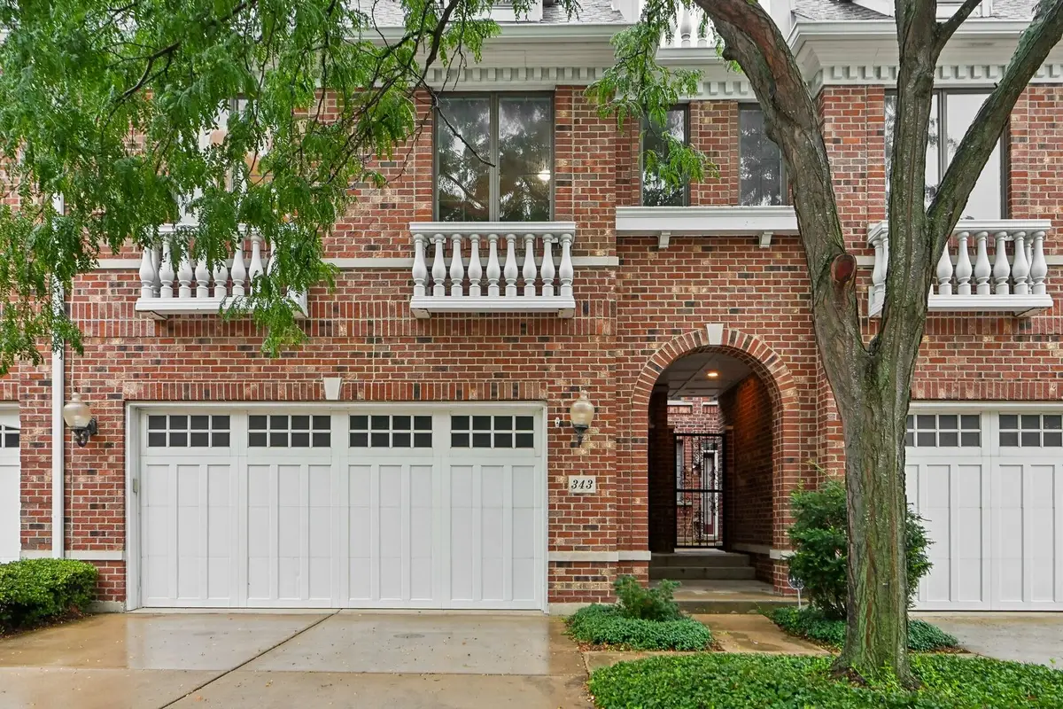 343 Arbor Glen Boulevard, Schaumburg, IL 60195 - #1