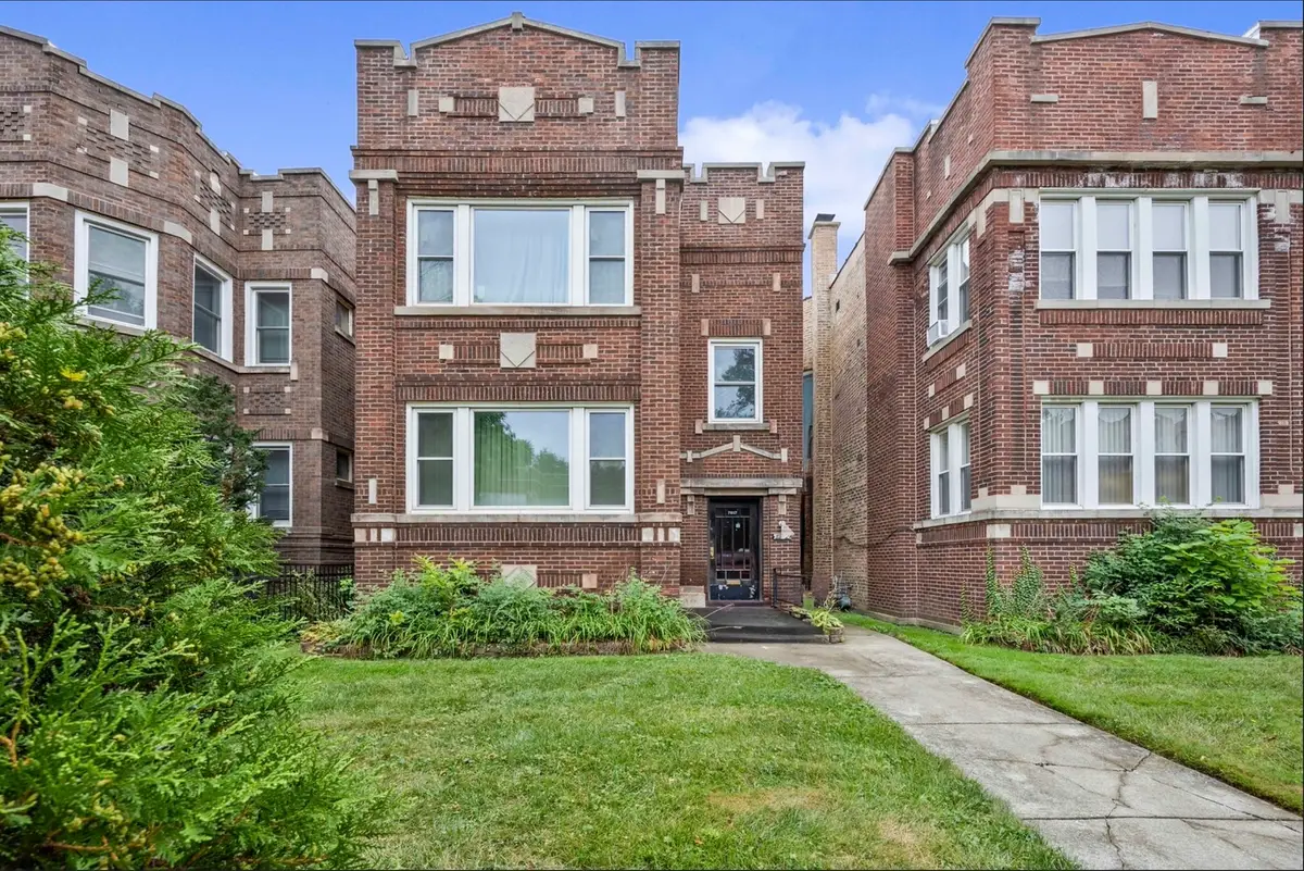 7817 S Euclid Avenue, Chicago, IL 60649 - #1