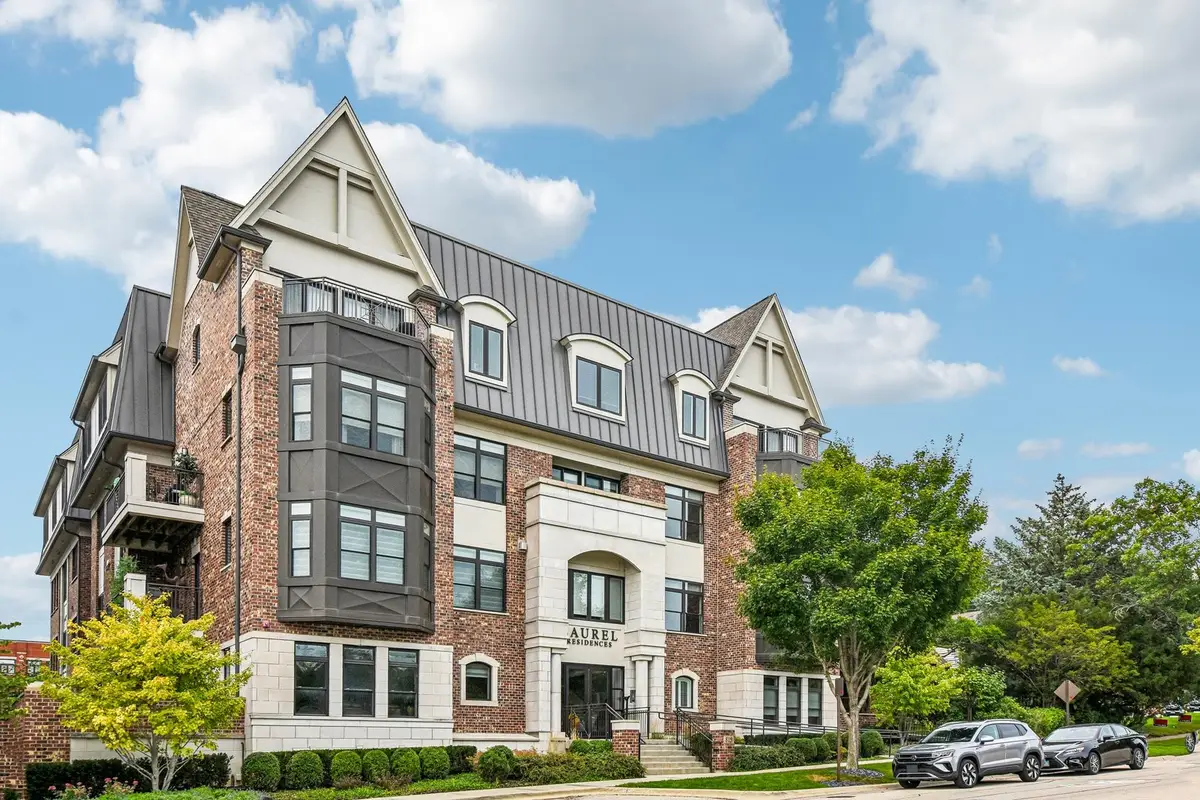 815 Laurel Avenue #106, Highland Park, IL 60035 - #1