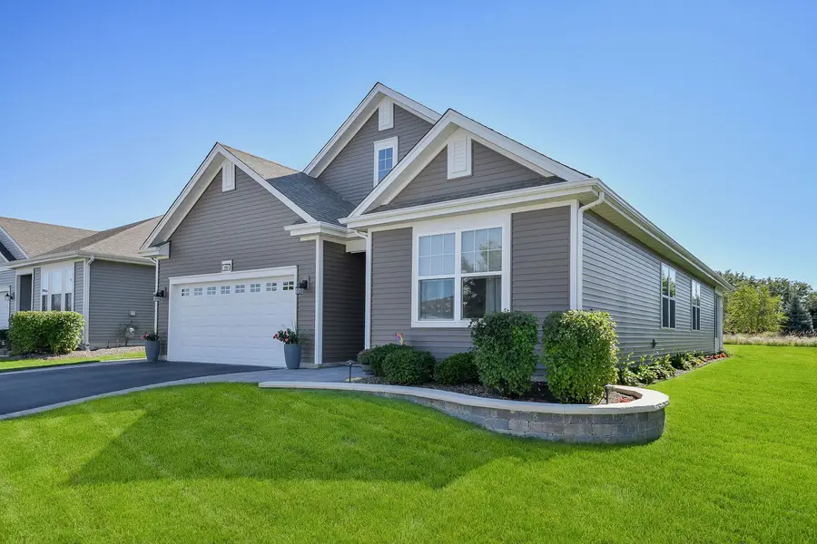 999 Crestview Lane, Pingree Grove, IL 60140 - #2