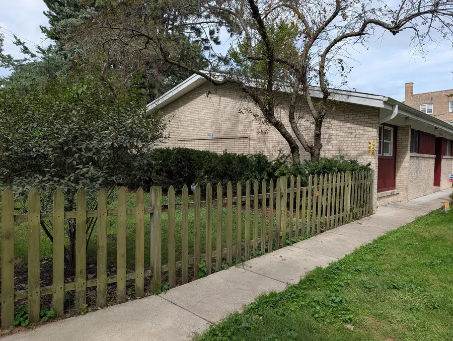 1958 W Morse Avenue #A, Chicago, IL 60626 - #3