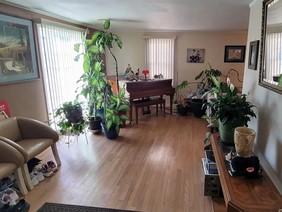 7432 W Gregory Street, Chicago, IL 60656 - #3