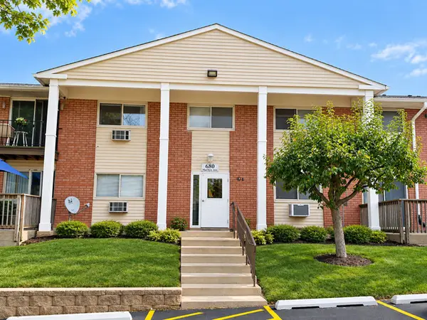 680 Marilyn Avenue #210, Glendale Heights, IL 60139