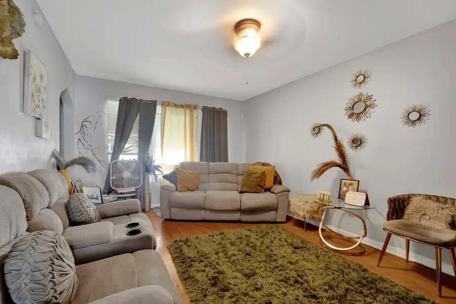 321 W 104th Street, Chicago, IL 60628 - #2