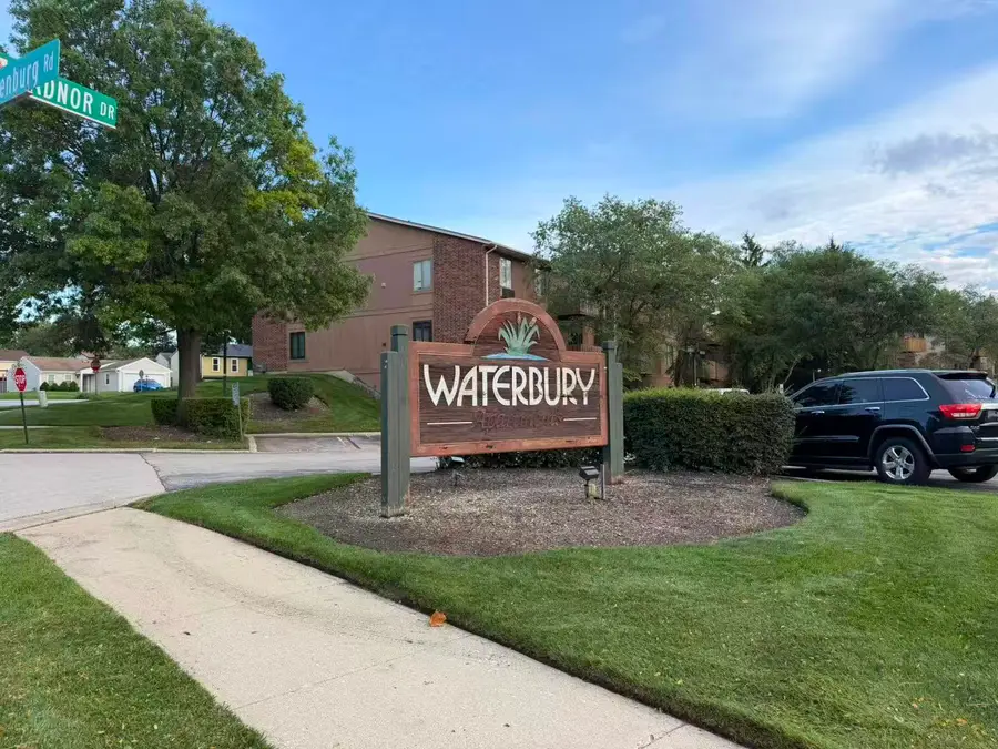 716 Prescott Drive #302, Roselle, IL 60172 - #2