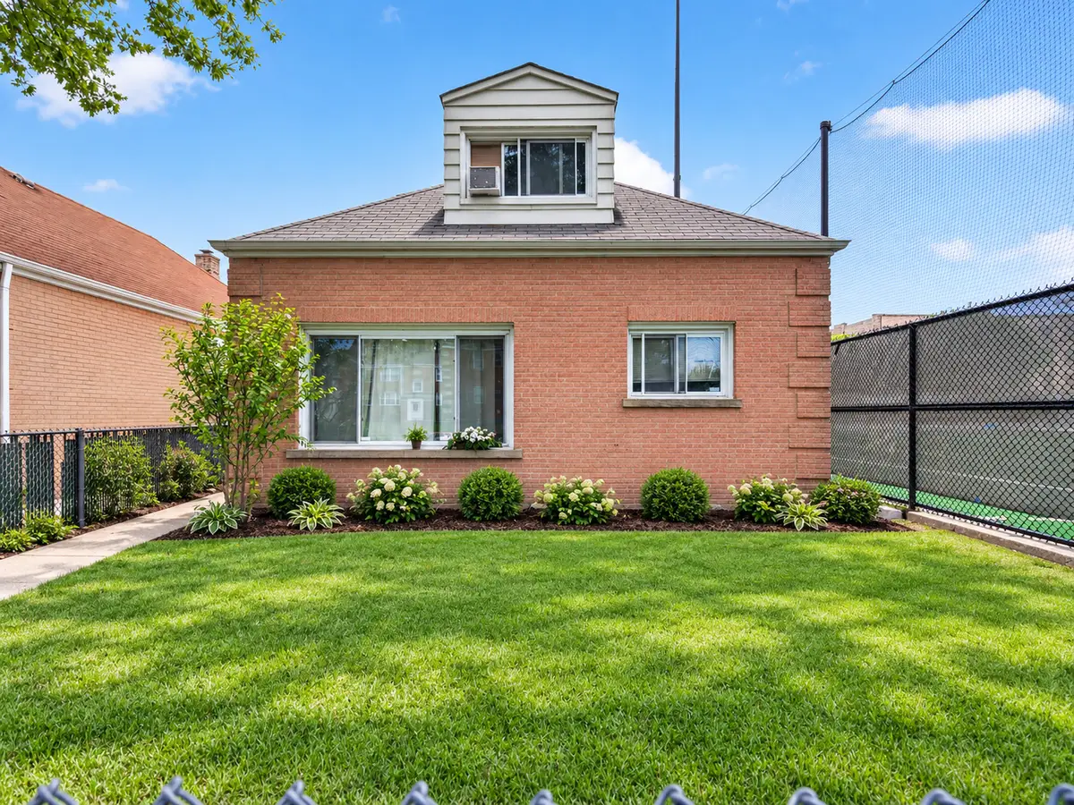 2130 W Highland Avenue, Chicago, IL 60659 - #1