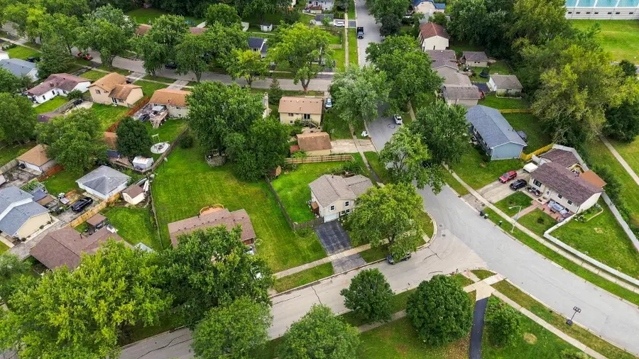 863 Poplar Lane, Bolingbrook, IL 60440 - #3