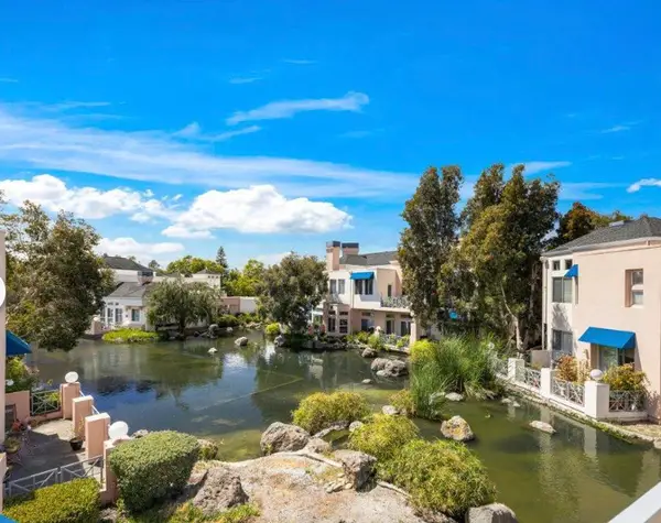 799 Lakeshore Drive, Redwood City,  94065