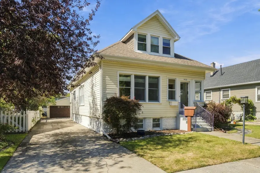 9720 Tulley Avenue, Oak Lawn, IL 60453 - #2