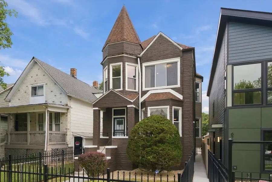 6743 S Langley Avenue, Chicago, IL 60637 - #2