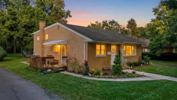 834 Beach Avenue, La Grange Park, IL 60526