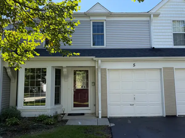 5 Marion Lane, Streamwood, IL 60107