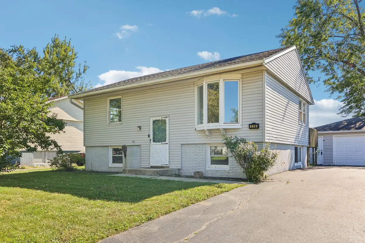 236 E Rose Street, Glenwood, IL 60425 - #1