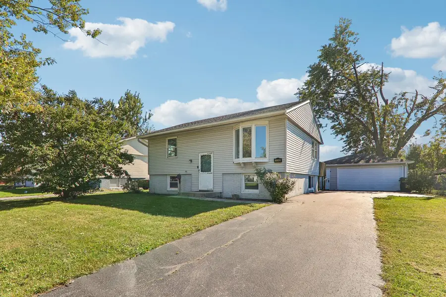 236 E Rose Street, Glenwood, IL 60425 - #2