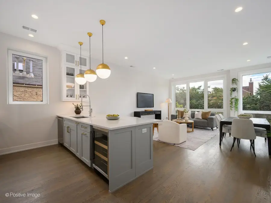 1504 W Walton Street #3, Chicago, IL 60642 - #2