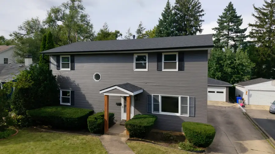 829 E Evergreen Street, Wheaton, IL 60187 - #2