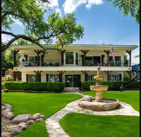 1558 Trailridge Drive, Canyon Lake,  78133