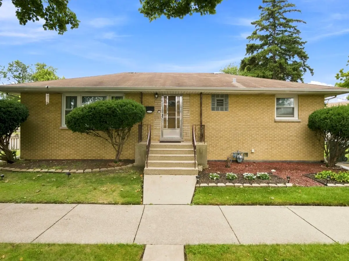3801 St Charles Road, Bellwood, IL 60104 - #1