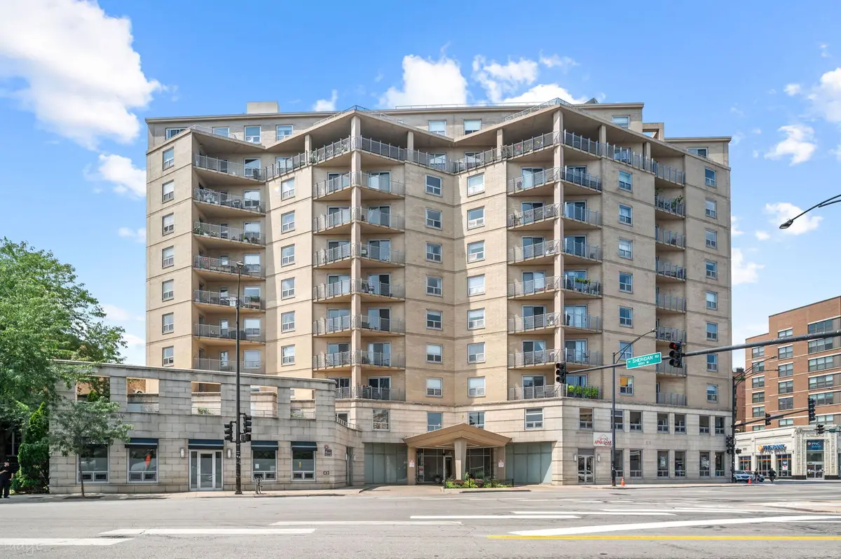 4350 N Broadway Street #1002, Chicago, IL 60613 - #1
