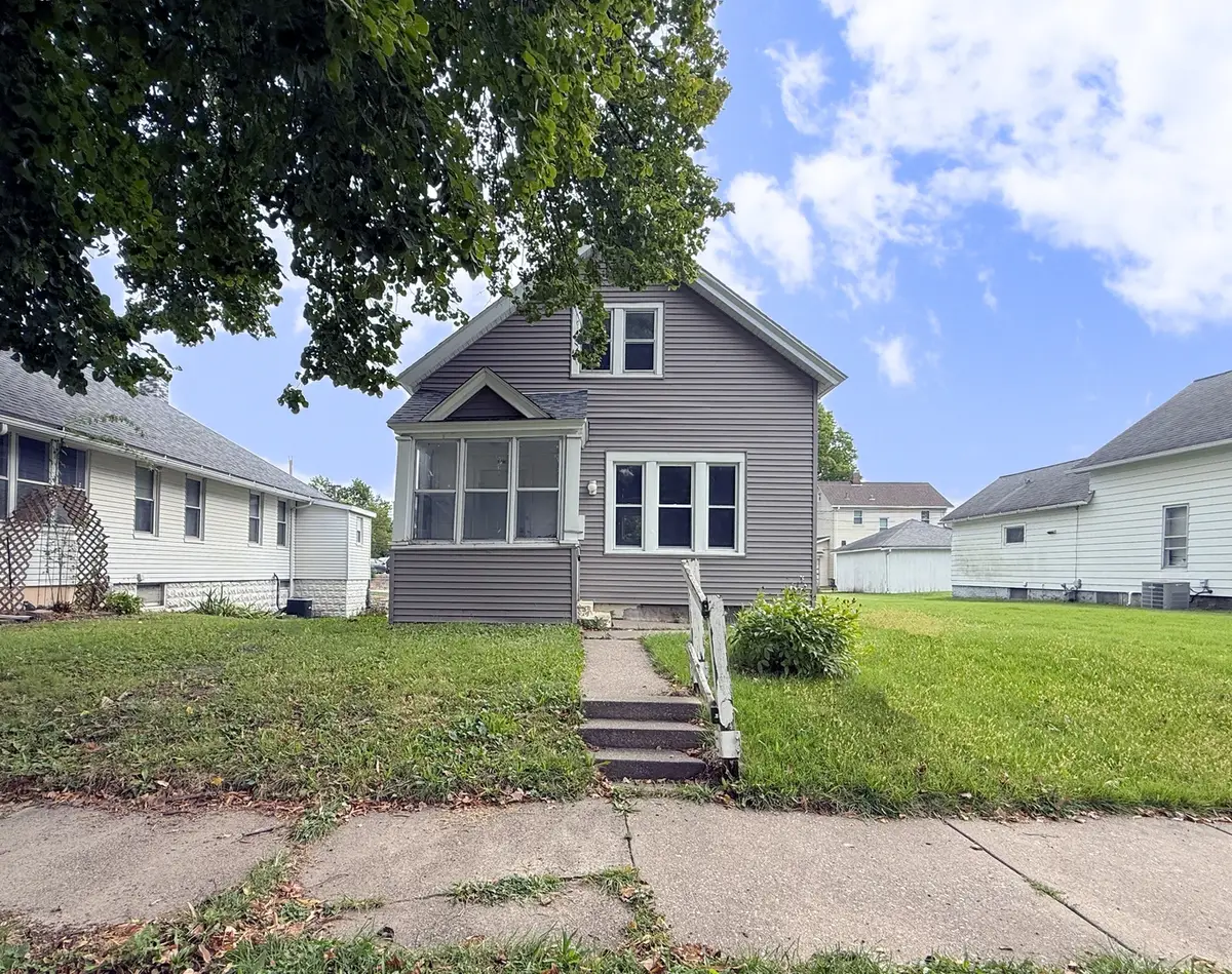 1125 37th Street, Rock Island, IL 61201 - #1