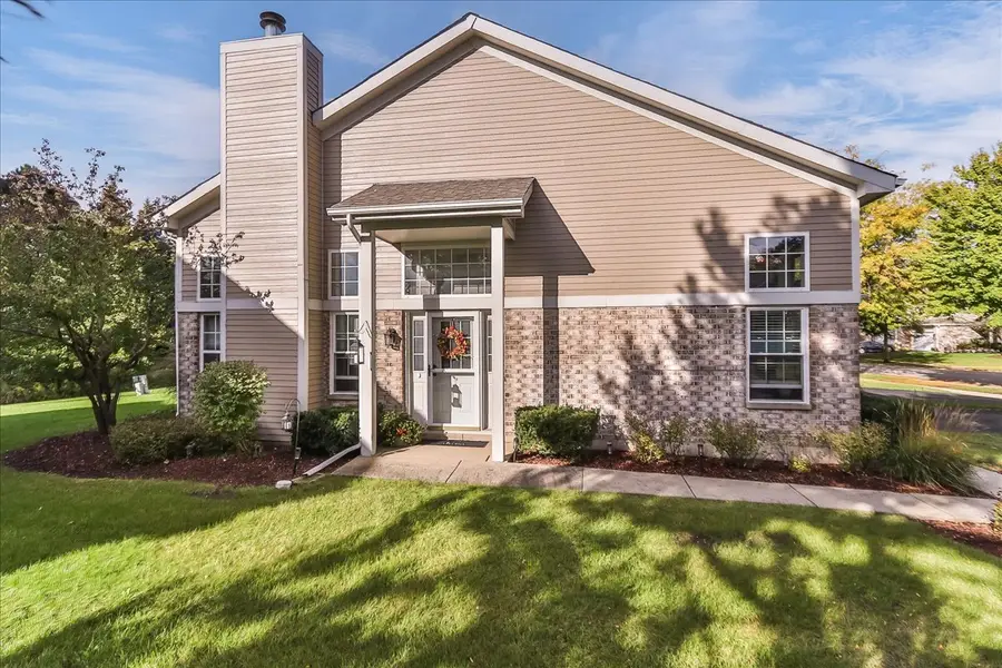 1521 Brittania Way, Roselle, IL 60172 - #3