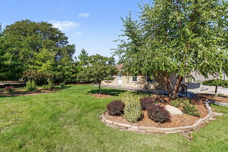 8420 W 83rd Street, Justice, IL 60458 - #3