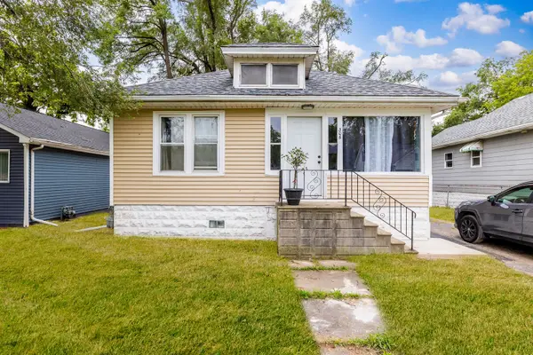 306 Barry Avenue, Lockport, IL 60441