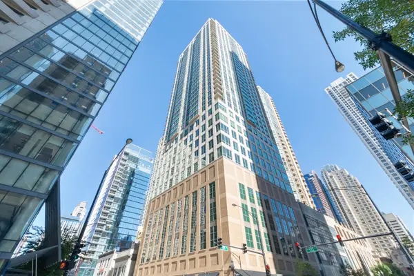 2 E Erie Street #3310, Chicago, IL 60611