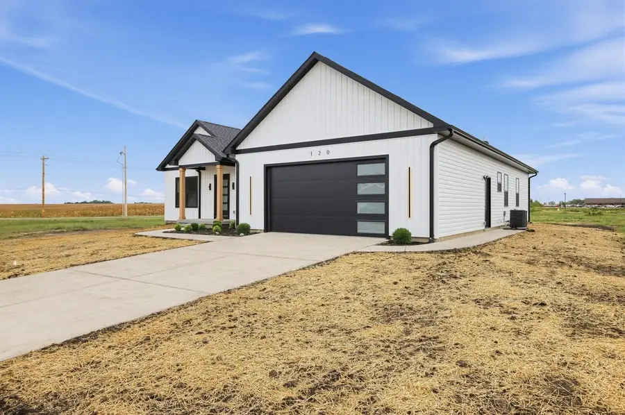 120 Lea Lane, Forsyth, IL 62535 - #2