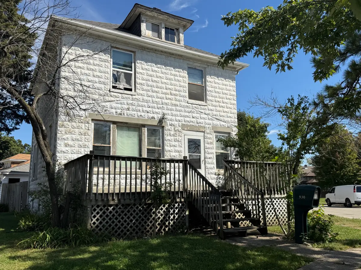 930 W Park Avenue, Joliet, IL 60436 - #1