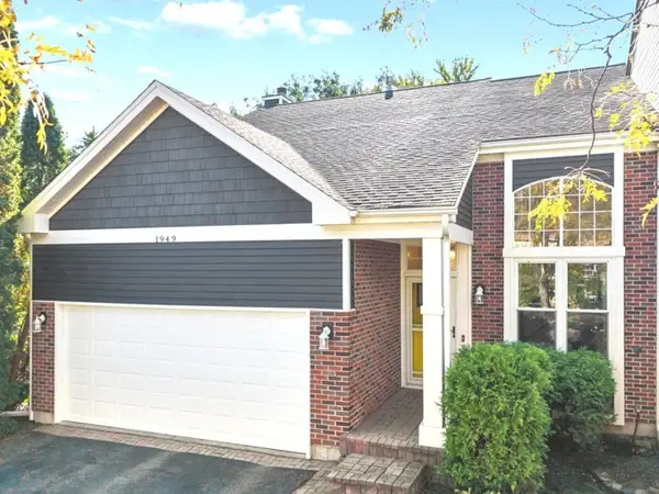 1949 Barnhill Drive, Mundelein, IL 60060