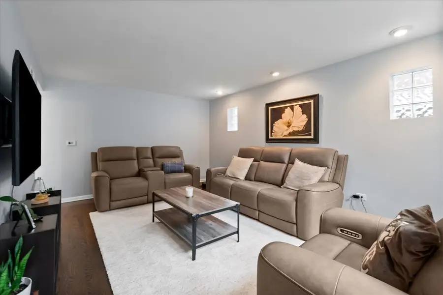 6765 W Talcott Avenue, Chicago, IL 60656 - #3
