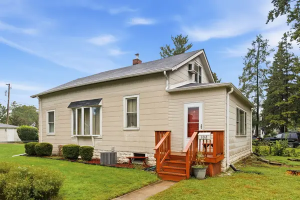 102 N Adams Street, Westmont, IL 60559