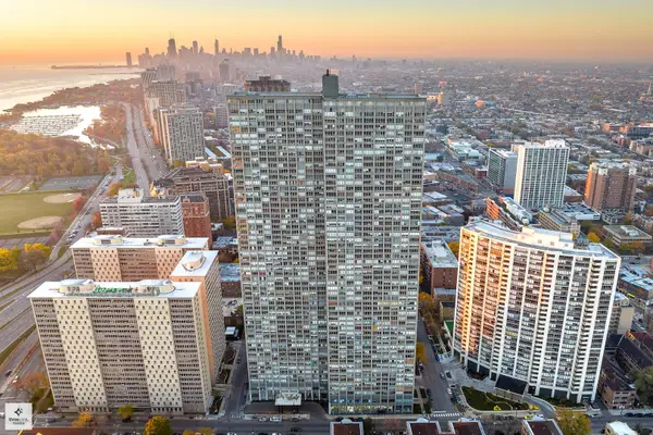 655 W Irving Park Road #5406, Chicago, IL 60613