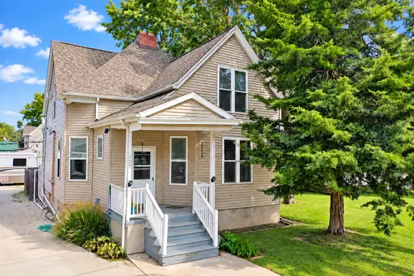 608 E Mulberry Street, Bloomington, IL 61701