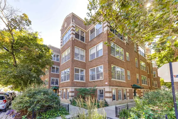 1219 W Rosemont Avenue #3, Chicago, IL 60660