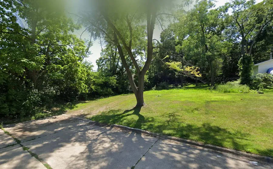 3711 Oak Grove Avenue, Rockford, IL 61108 - #2