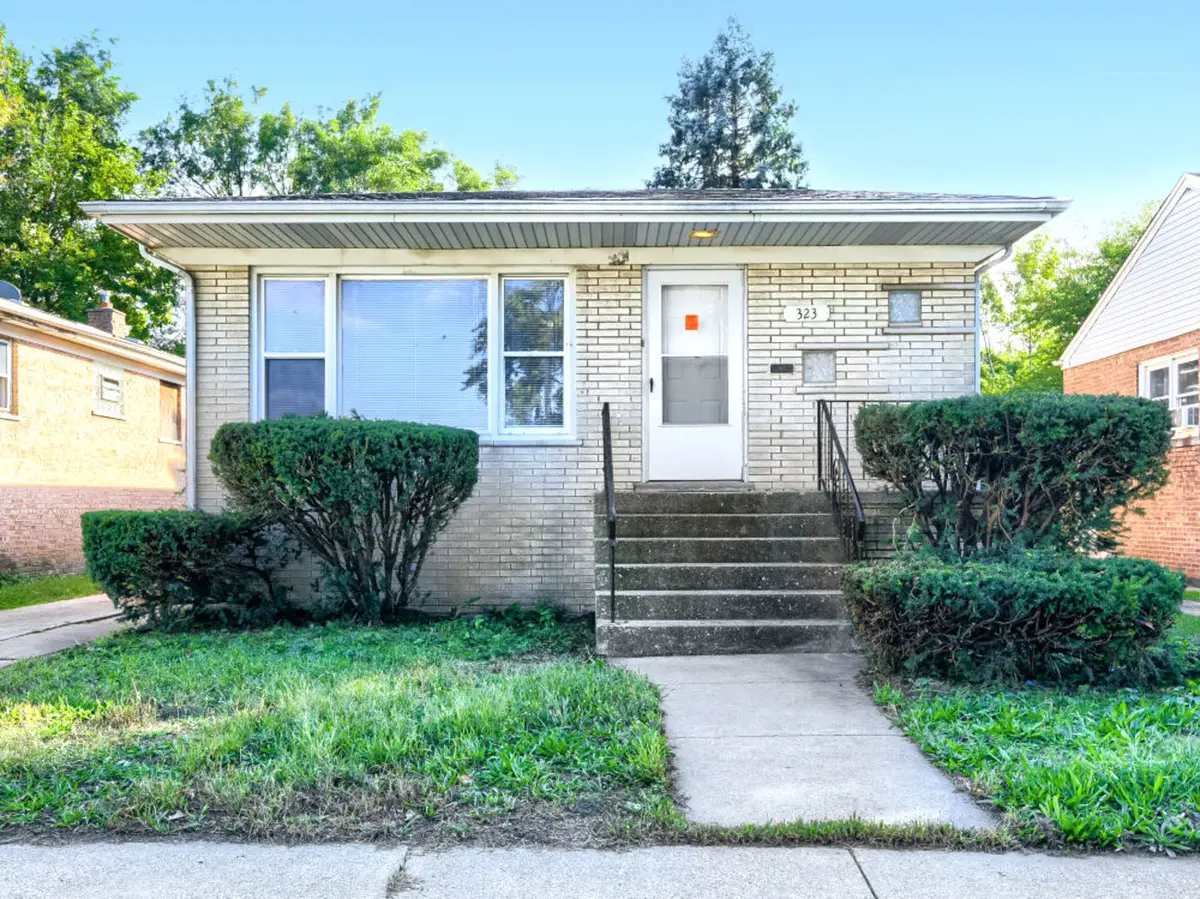 323 154th Place, Calumet City, IL 60409 - #1