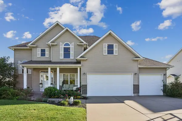 2631 E 58th Street, Davenport, IA 52807