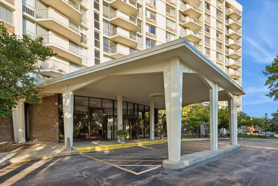 20 N Tower Road #6A, Oak Brook, IL 60523 - #3